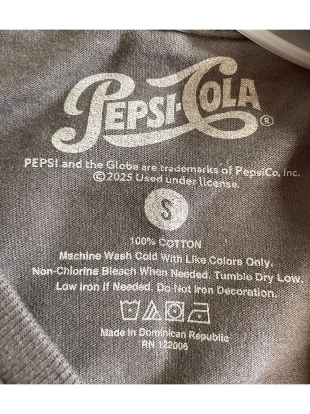 Pepsi-Cola Running Club 98 Mens Size Small Gray Short Sleeve Graphic T-shirt - Picture 6 of 6